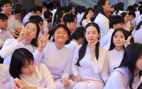 Tản văn của Hoài Hương: Rộn ràng ngày khai trường