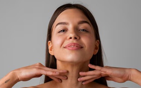 Chăm sóc vùng cổ cách nào để giảm đau, bớt stress?