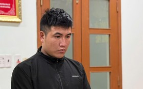 Bắt tạm giam người dùng đũa đâm tài xế taxi khi xe đang chạy