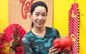 Trịnh Kim Chi làm tiểu cảnh xuân, mời bà con hàng xóm đến check-in