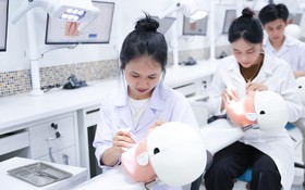 Nhiều trường xét tuyển môn tin học, giáo dục kinh tế và pháp luật cho ngành y khoa