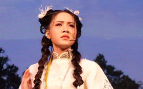 Bông lúa vàng Biện Thuy cấp tốc thay vai trong kịch Tết Gánh hát về khuya