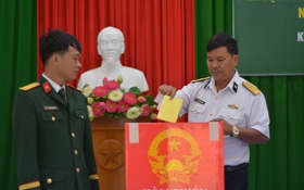 Các lực lượng vũ trang đặc khu Phú Quý hoàn thành bỏ phiếu
