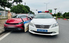 Vi phạm nồng độ cồn và chạy quá tốc độ, nam tài xế tông gãy cửa xe cảnh sát giao thông