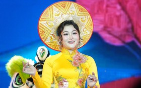 Chuông bạc giải Chuông vàng vọng cổ Mỹ Nhung thi Tài năng sinh viên cải lương 2026