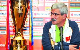 Calisto: "Tôi từng đá đít cầu thủ giỏi"