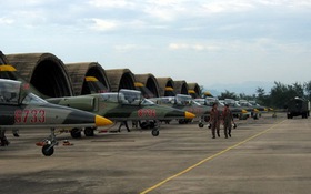 Chuyến bay đầu của phi công tiêm kích