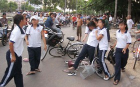 Mục tiêu trăm năm, sức nghĩ dăm năm!
