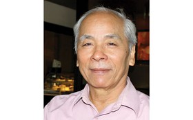 Khoa học Việt Nam - tìm bảng đề tên