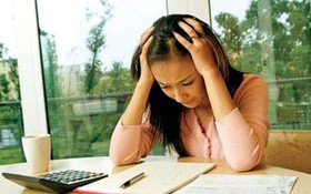 Khi chạy không kịp, khi ngồi hoài không xong