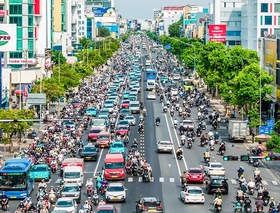 Đường Cộng Hòa mở ‘làn linh hoạt’: Lời giải cho nỗi ám ảnh kẹt xe kinh niên