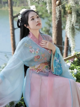 'Cô Long Đà Lạt' thực sự là ai?