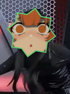 Nữ MC 'hóa đen' toàn thân sau lời bình phẩm của cư dân mạng