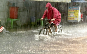Nắng mưa quanh ta