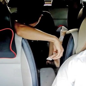 Người cha nghèo tưởng mất con bật khóc trên taxi và cái kết đẹp