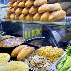 167 người ngộ độc nghi do ăn bánh mì: Bánh mì Bà Được lên tiếng xin lỗi