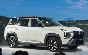 Mitsubishi Destinator ra mắt Việt Nam đã áp ngay khuyến mãi, còn từ 739 triệu, 2 bản đều có ADAS