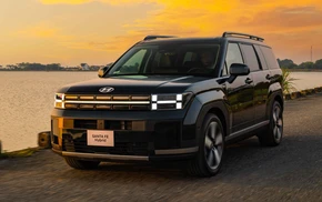 Hyundai Santa Fe Hybrid ra mắt Việt Nam: Giá 1,369 tỉ đồng, có điểm gây tranh cãi