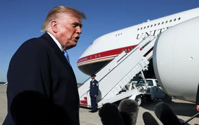 Ông Trump vẫn chưa từ bỏ ý định đổi tên Đại Tây Dương