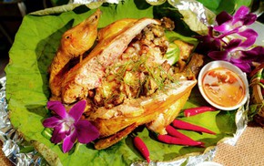 Gà nướng đất sét