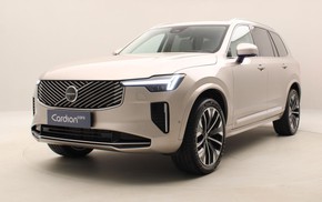 Volvo XC90 2026 dự kiến bán ở Việt Nam với giá thấp hơn bản cũ nửa tỉ đồng