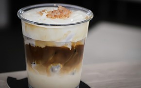 Cà phê 'mắm ruốc' vừa lạ vừa quen, gây tò mò du khách