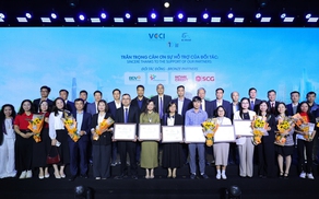SCG và 7 công ty thành viên được vinh danh Top 100 doanh nghiệp bền vững 2025