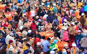 Ăn phở yêu thương giữa những yêu thương