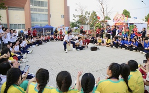 Trại sinh bùng nổ cùng văn nghệ và thể thao tại Hội trại truyền thống 9-1 cụm 9