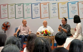 Bất ngờ với tiếng Việt lạ mà quen