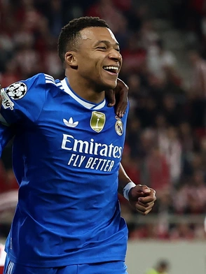 Mbappe dẫn đầu cuộc đua Vua phá lưới Champions League.