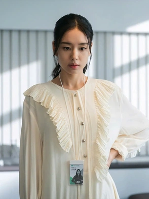 Khám phá tủ đồ thanh lịch của nữ chính Dynamite kiss