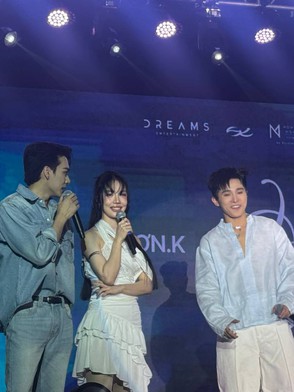 Anh trai Sơn.K khiến fan bùng nổ tại fan meeting