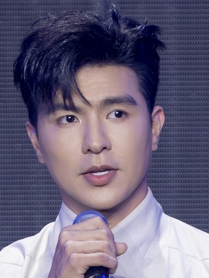 Steven Nguyễn và Mưa đỏ, Soobin, chị Vàng Thị Thông nhận giải WeChoice 2025