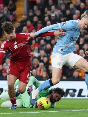Lộ diện 4 cặp tứ kết FA Cup: tâm điểm Man City đấu Liverpool