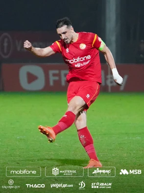 Khoa Ngô lập công, Công An TP.HCM thắng tối thiểu PVF-CAND