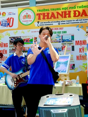 Trường THPT Thanh Đa mang ban nhạc đến Ngày hội Tự tin vào lớp 10