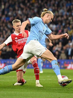 Lịch thi đấu vòng 33 Ngoại hạng Anh: tâm điểm Man City đấu Arsenal