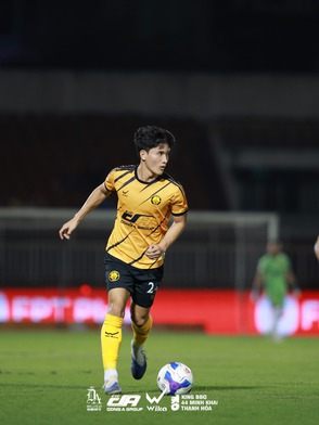 Đông Á Thanh Hóa chia điểm đáng tiếc trước Sông Lam Nghệ An