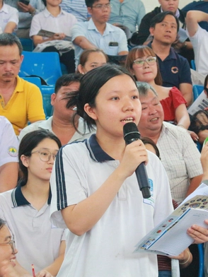 Trường THPT chuyên Hùng Vương giải đáp thắc mắc 'nóng' về tuyển sinh