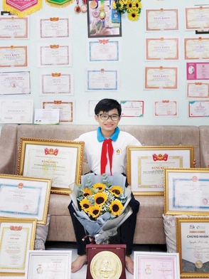Gương mặt Con ngoan trò giỏi: Ước mơ chinh phục bầu trời của Quốc Ân