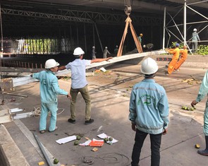 Xe tải kéo sập mái che, phong tỏa hầm Thủ Thiêm