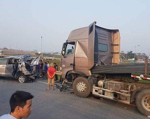 Tranh cãi về án tù của tài xế đâm vào xe đi lùi trên cao tốc Thái Nguyên