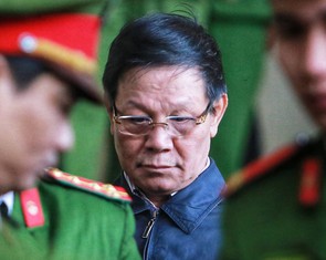 Ông Phan Văn Vĩnh xin vắng mặt khi tòa tuyên án
