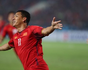 Video: Đức Huy và Anh Đức lọt top 10 bàn thắng đẹp nhất AFF Cup