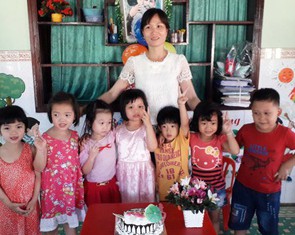 Huyện 'treo' biên chế giáo viên mầm non vì...thiếu kinh nghiệm?
