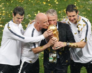 Didier Deschamps - ‘Ông hoàng’ những trận chung kết