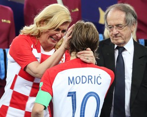 Bí quyết thu phục lòng người của nữ Tổng thống Croatia