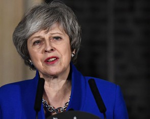 Thủ tướng Anh tăng tốc 'kế hoạch B' Brexit