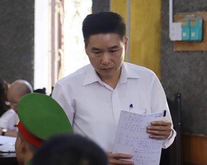 Phó giám đốc Sở GD-ĐT Sơn La khai gì việc tiêu hủy đĩa CD bài thi?
